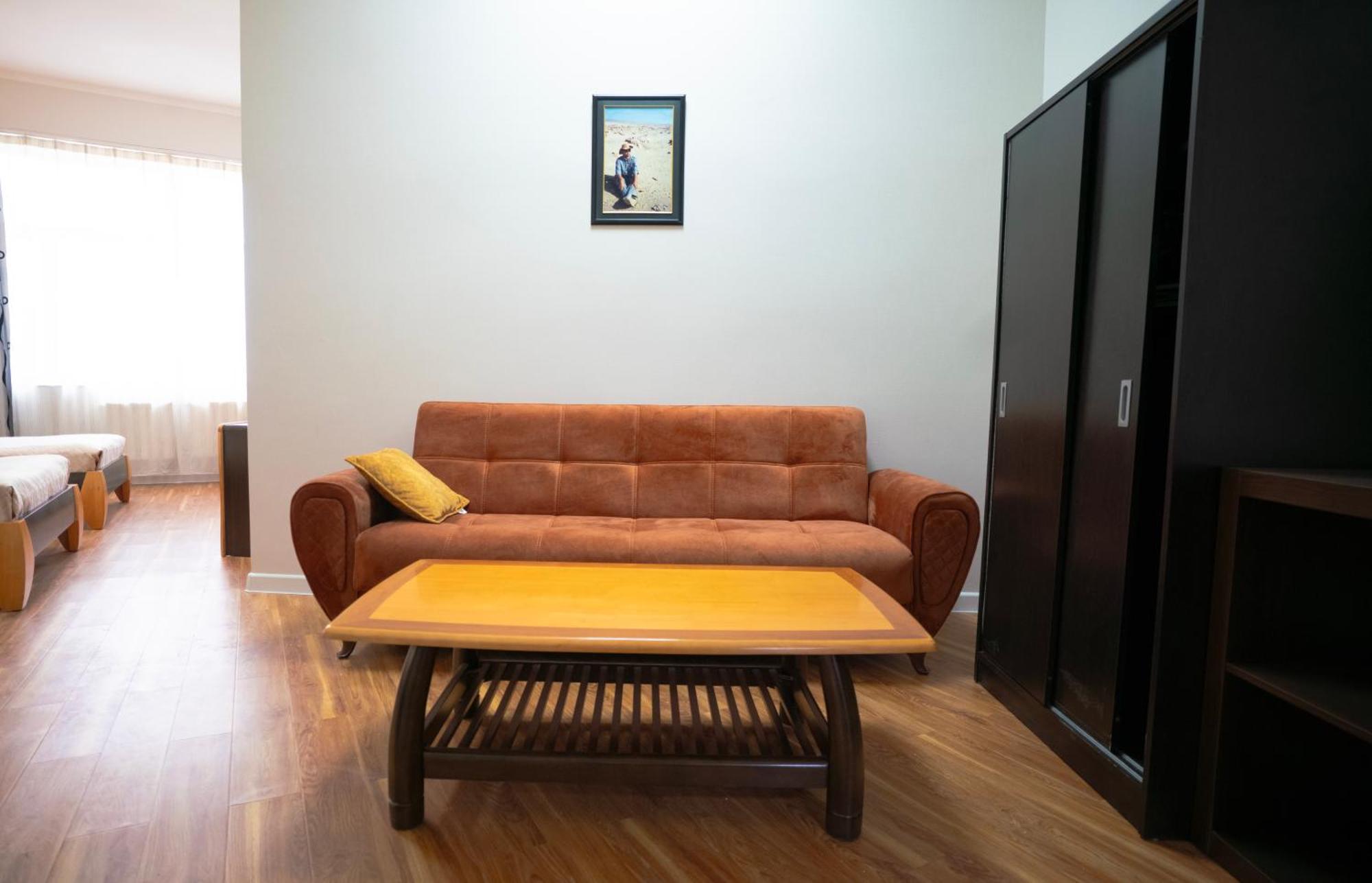 Tsolmon'S Serviced Apartments Улан-Батор Екстер'єр фото